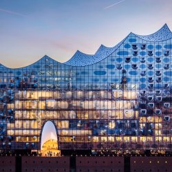 Symphoniker Hamburg in der Elbphilharmonie © by raetzke Symphoniker Hamburg in der Elbphilharmonie © by raetzke